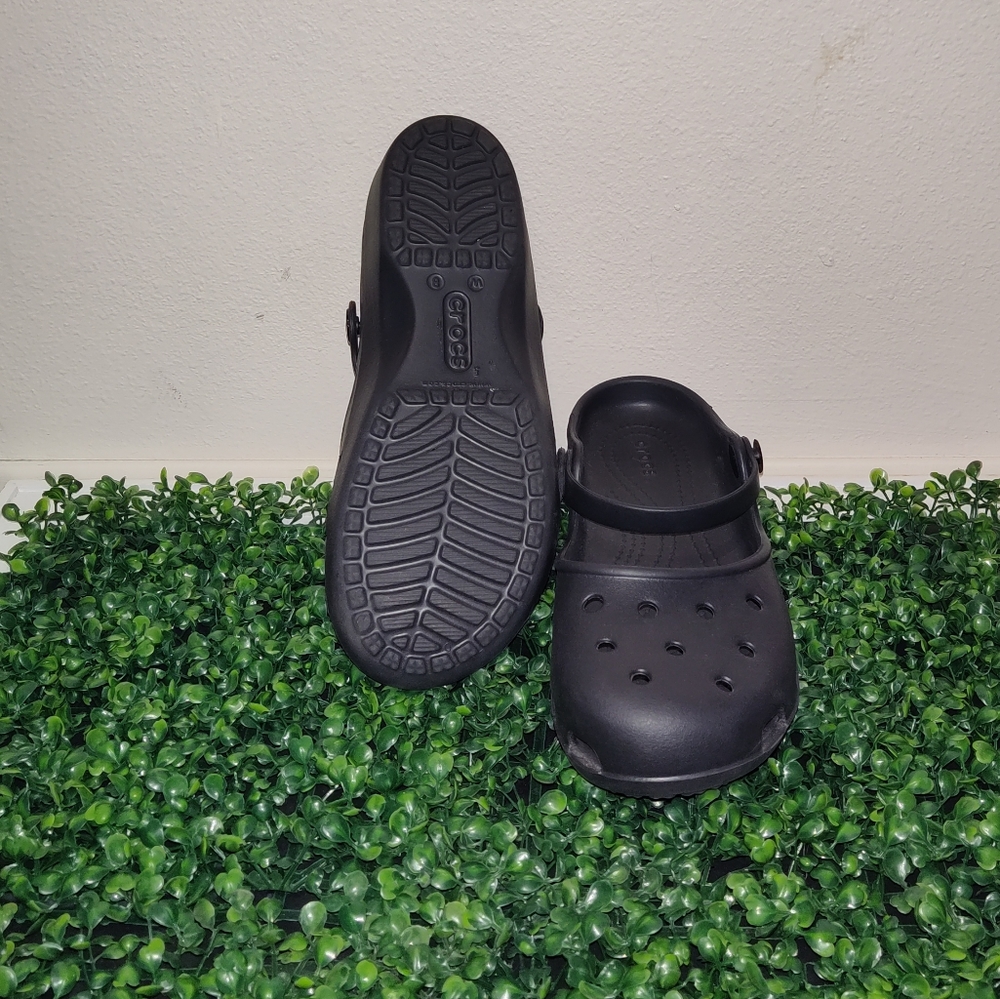 Crocs Smokey Grey Women's size 8w